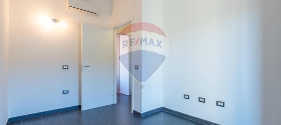 Villa de 4 habitaciónes en Capoterra, Italy No. 28327 38