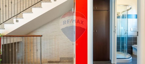 Villa de 4 habitaciónes en Capoterra, Italy No. 28327 15