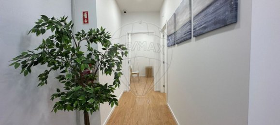 Gewerbliche Immobilie in Pacos de Ferreira, Portugal 86m², Nr. 42912 9