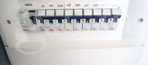 1 chambre Appartement à Sesto San Giovanni, Italy No. 348749 7