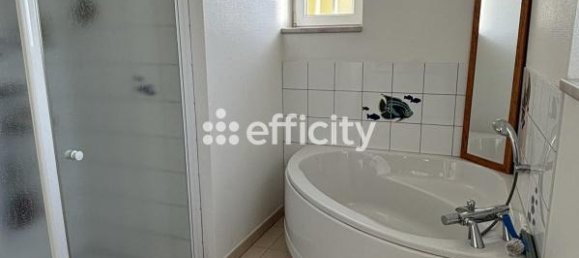 4 Schlafzimmer Haus in Niederhergheim, France, Nr. 51799 16