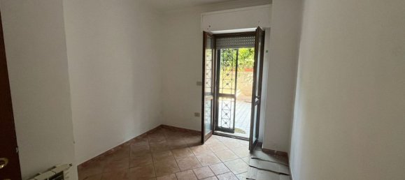 4 bedrooms Apartment in Morlupo, Italy No. 371518 10
