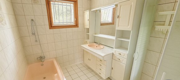 3 bedrooms House in Maine-et-Loire, France No. 299917 5