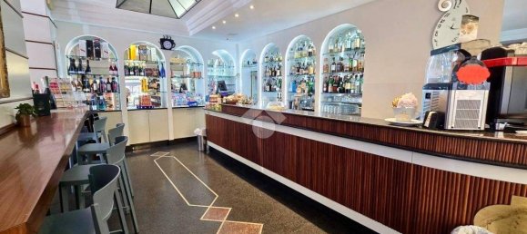 Gewerbliche Immobilie in Giulianova, Italy 94m², Nr. 285765 2