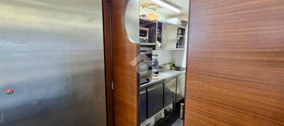 Gewerbliche Immobilie in Giulianova, Italy 94m², Nr. 285765 8