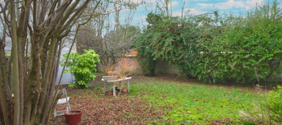 Grundstück in Nanterre, France 600m², Nr. 183541 3