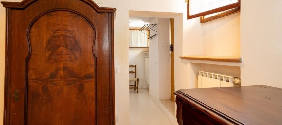 Casa de 6 habitaciónes en Montefalco, Italy No. 131268 11