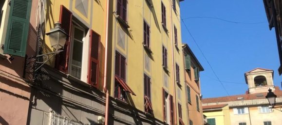 4 rooms Apartment in Sarzana, Italy No. 76602 10