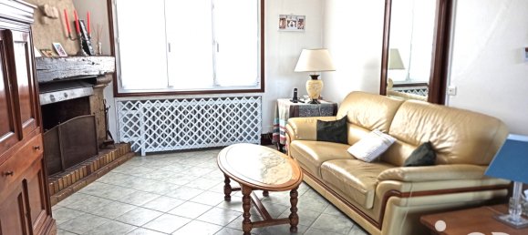 5 bedrooms House in Dreux, France No. 251259 4