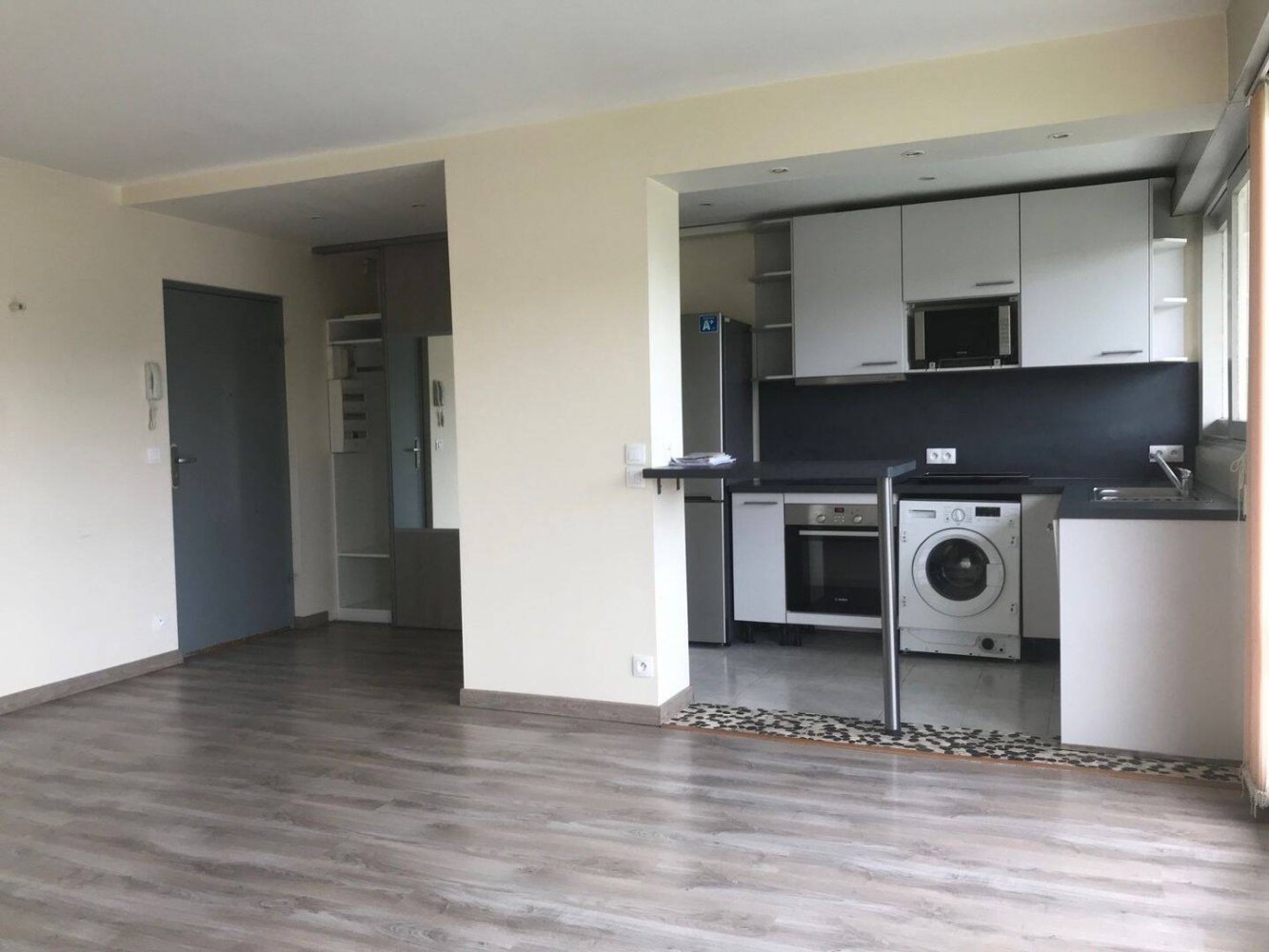 Apartamento de 1 dormitorio en Ris-Orangis, France No. 333669