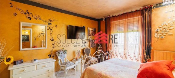 4 rooms House in Trecate, Italy No. 307114 16