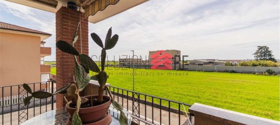 4 rooms House in Trecate, Italy No. 307114 20