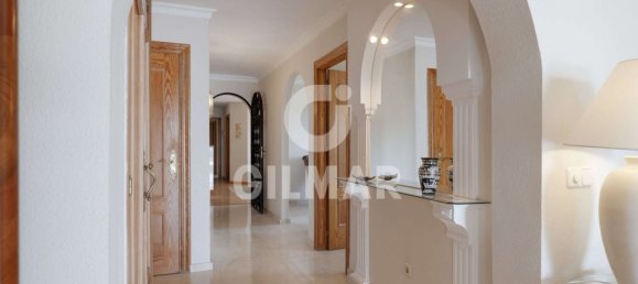 Квартира с 4 спальнями в Эстепона, Испания № 166210 12