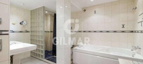 Квартира с 4 спальнями в Эстепона, Испания № 166210 30