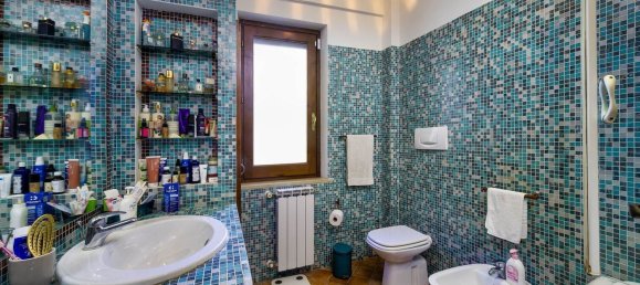 5 rooms House in Rome, Italy No. 13864 20