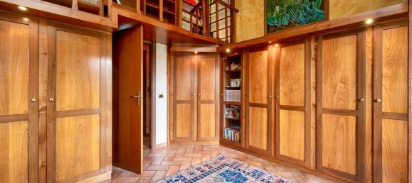 5 rooms House in Rome, Italy No. 13864 18