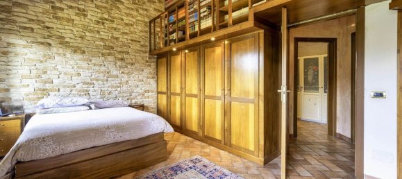 5 rooms House in Rome, Italy No. 13864 17