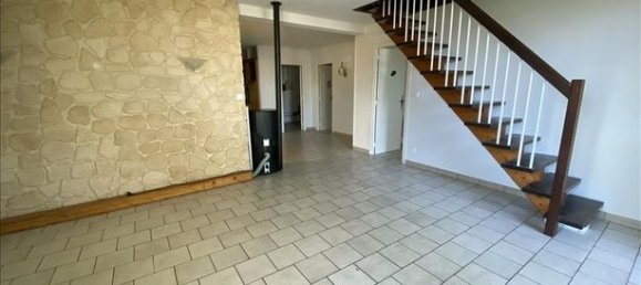 3 Schlafzimmer Stadthaus in Cocumont, France, Nr. 313617 4