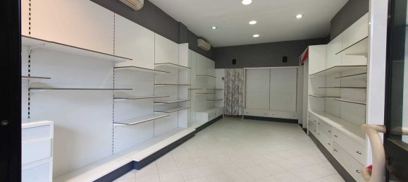 Gewerbliche Immobilie in Taggia, Italy 43m², Nr. 138250 4