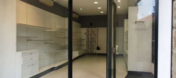 Gewerbliche Immobilie in Taggia, Italy 43m², Nr. 138250 7