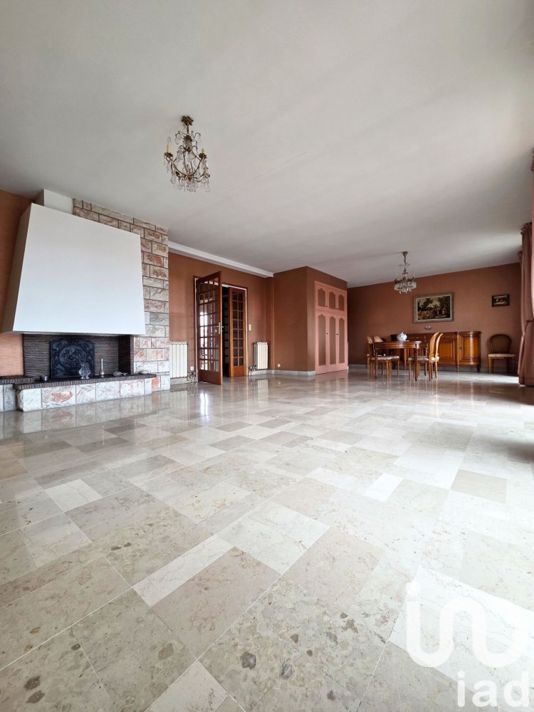 3 rooms Apartment in Perpignan, France No. 320931