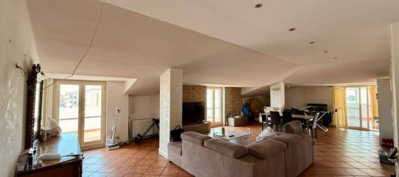 4 Schlafzimmer Penthouse in Lamezia Terme, Italy, Nr. 41588 3