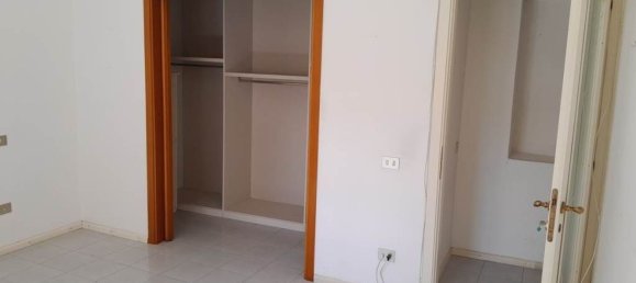 6 rooms Apartment in Cagliari, Italy No. 16083 52