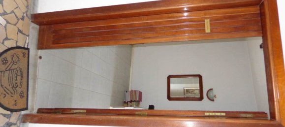 6 rooms Apartment in Cagliari, Italy No. 16083 2