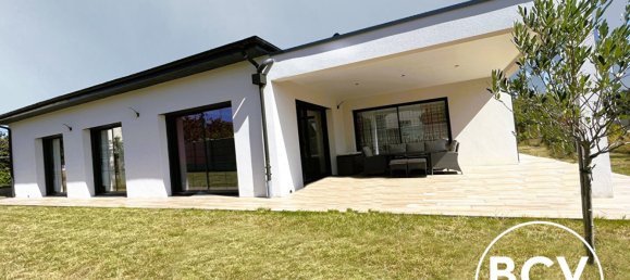 5 bedrooms House in Luisant, France No. 159673 5