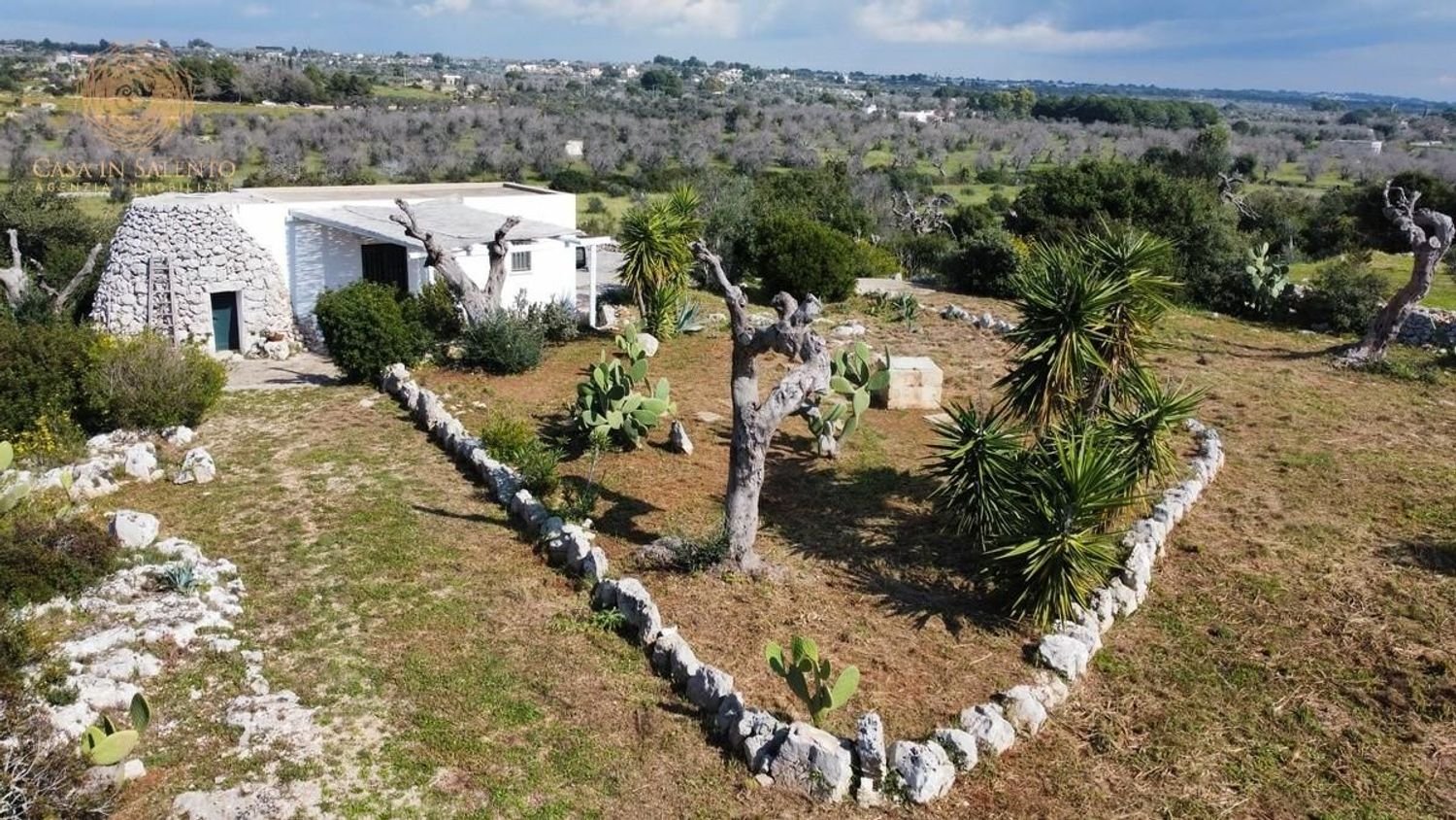 2-Zimmer Haus in Salve, Italy, Nr. 59364