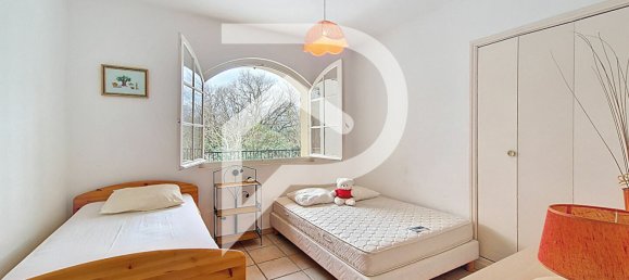 Casa de 5 dormitorios en Montelimar, France No. 199676 10