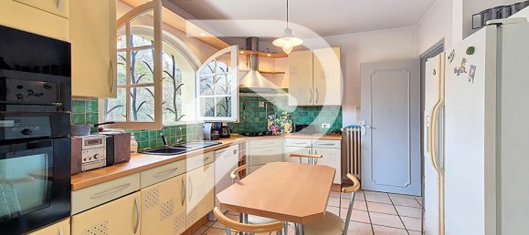 Casa de 5 dormitorios en Montelimar, France No. 199676 5