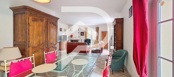 Casa de 5 dormitorios en Montelimar, France No. 199676 3