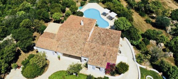 Villa de 4 dormitorios en Arzachena, Italy No. 64908 15