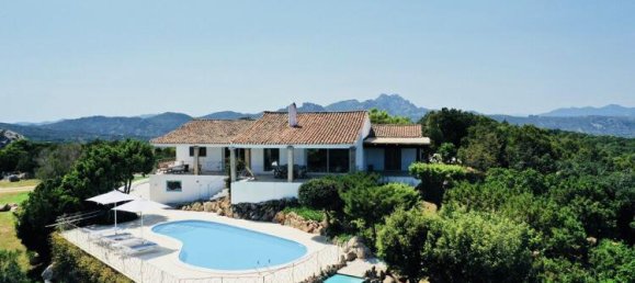 Villa de 4 dormitorios en Arzachena, Italy No. 64908 13