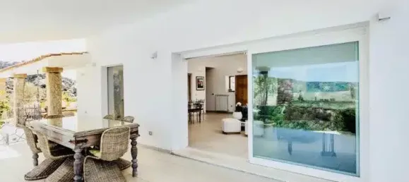 Villa de 4 dormitorios en Arzachena, Italy No. 64908 5