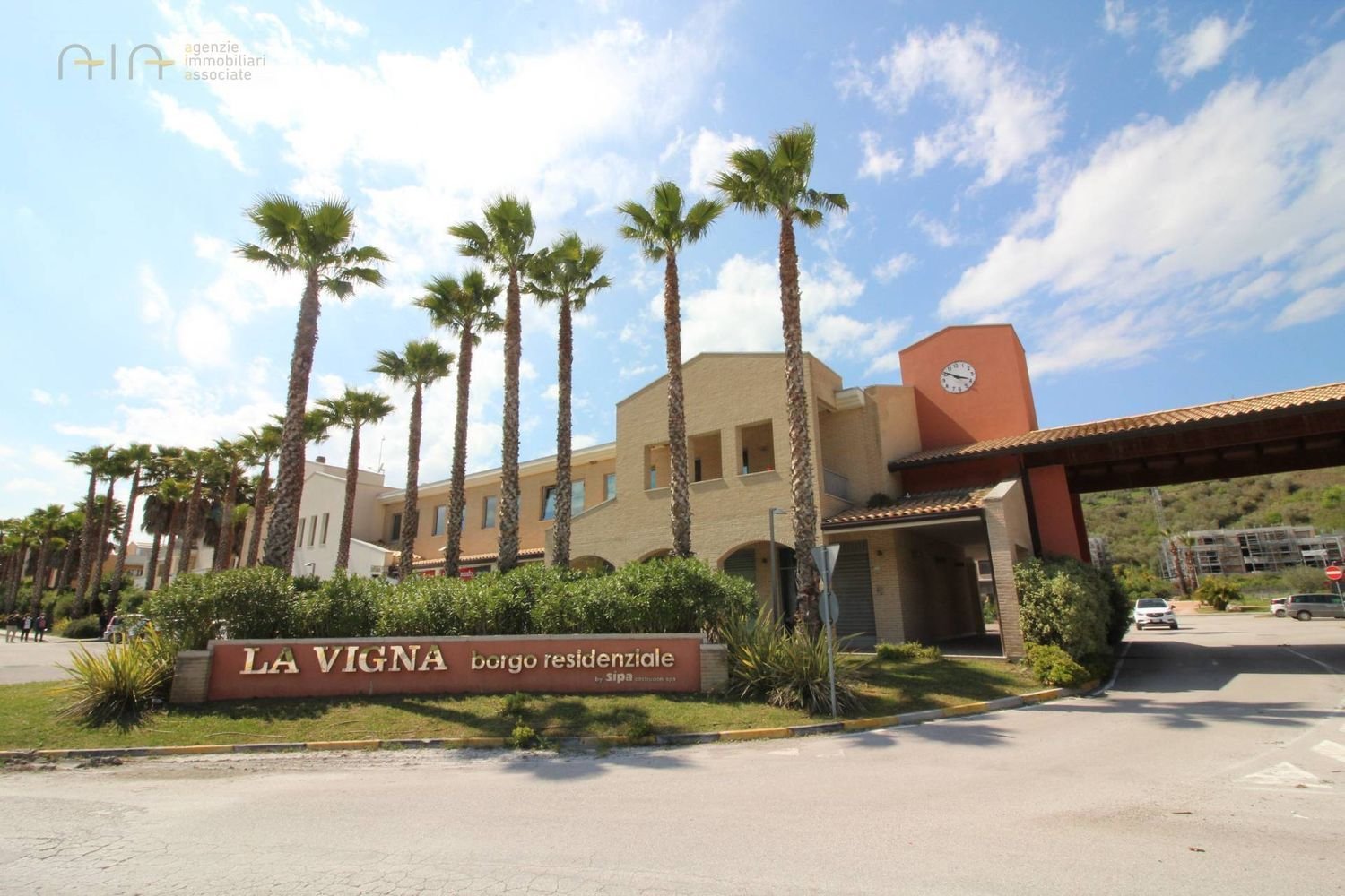 Grundstück in Ripatransone, Italy 910m², Nr. 81347