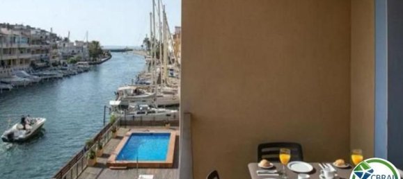 Apartamento de 2 dormitorios en Empuriabrava, Spain No. 186637 9