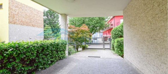 Bureau à Seveso, Italy 23m² No. 338384 3