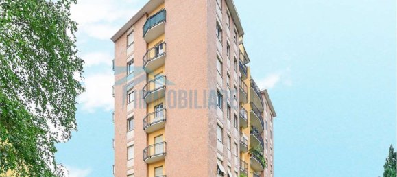 Bureau à Seveso, Italy 23m² No. 338384 23