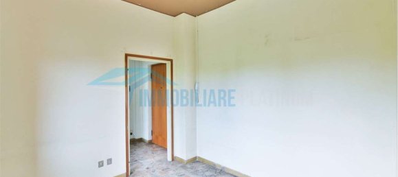 Bureau à Seveso, Italy 23m² No. 338384 12