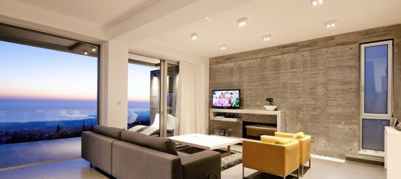 4 bedrooms Villa in Tala, Cyprus No. 22023 2