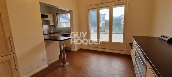 2 Schlafzimmer Wohnung in Chartres, France, Nr. 91889 3