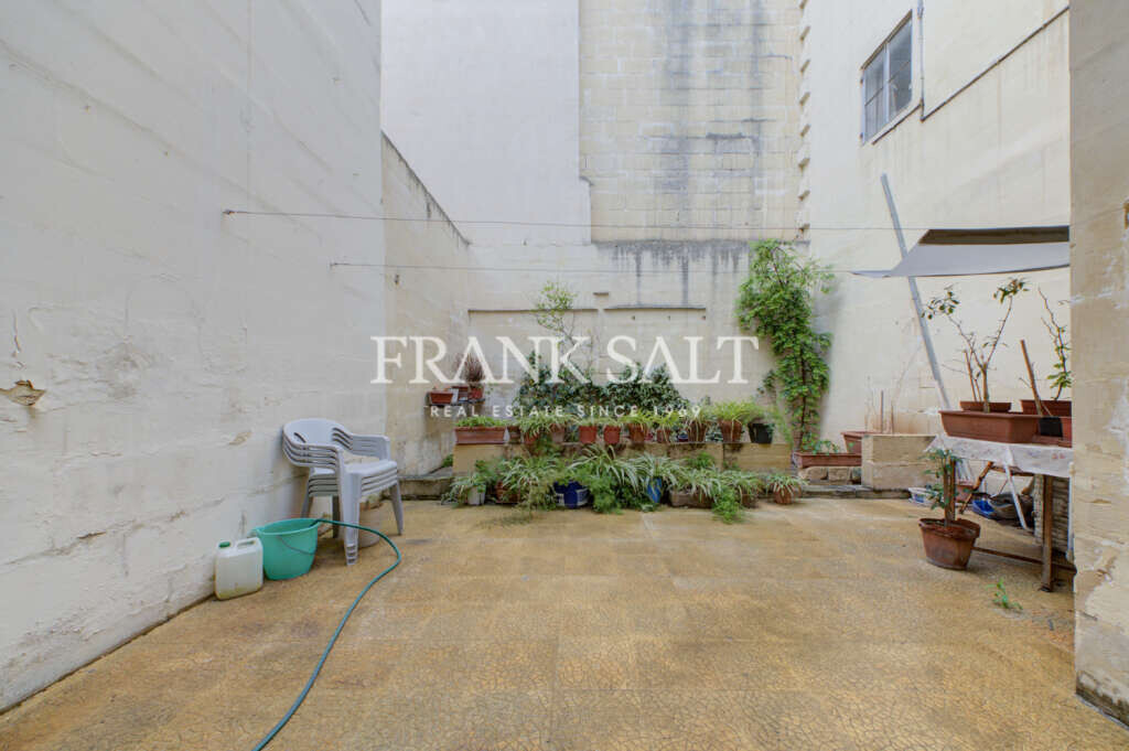 2 chambres Maison de ville à Paola, Malta No. 1097