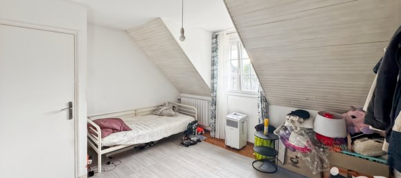 4 bedrooms House in Dammarie-les-Lys, France No. 348076 8