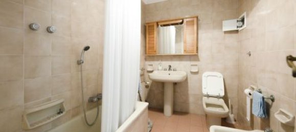 2 bedrooms Apartment in Genoa, Italy No. 381439 37