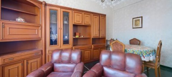 2 bedrooms Apartment in Genoa, Italy No. 381439 10