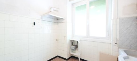 2 bedrooms Apartment in Genoa, Italy No. 381439 27