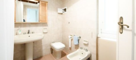 2 bedrooms Apartment in Genoa, Italy No. 381439 34