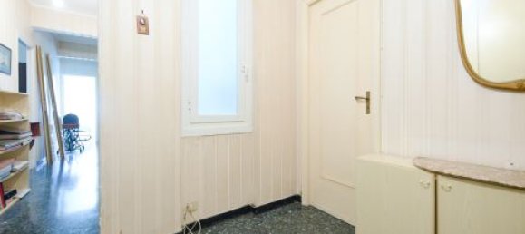2 bedrooms Apartment in Genoa, Italy No. 381439 4